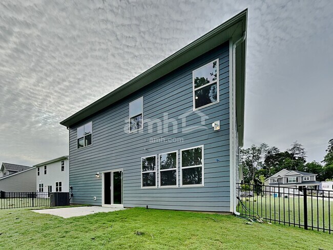 Building Photo - 609 Rivermist Drive