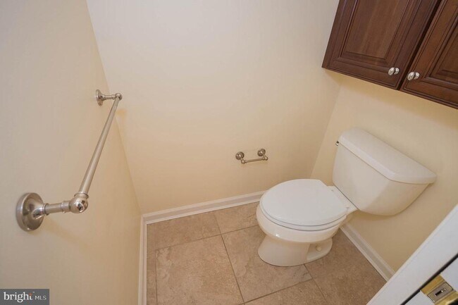 Building Photo - 5482 Royal Mile Blvd