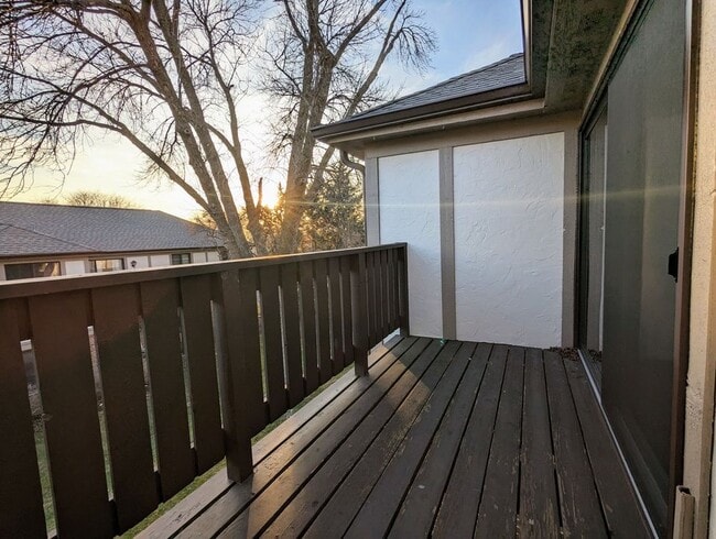 Building Photo - 2310 Enlund Dr