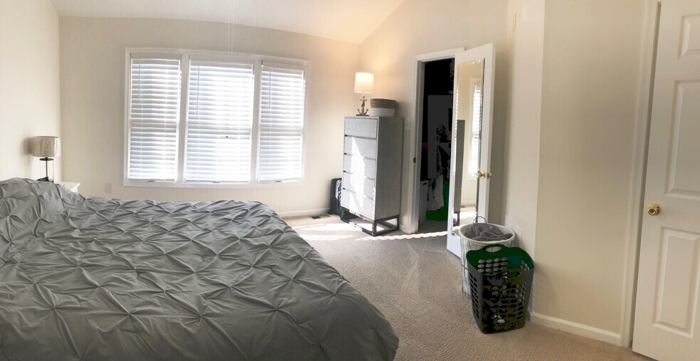Master Bedroom - 1019 Wingate Ct