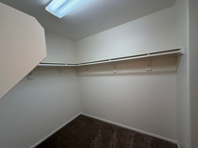 Building Photo - First Show: The first open showing is on 12/17 at 4PM. Please be prompt. We will be processing an...