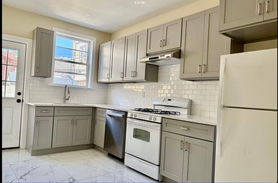 Building Photo - 2609 Earp St