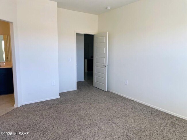 Building Photo - 10155 N Leopard Gecko Terrace