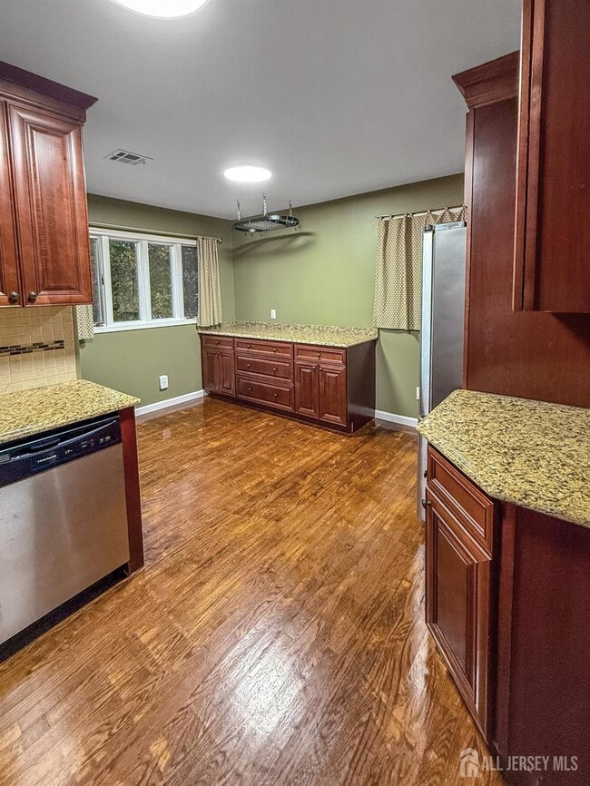 Building Photo - 207 Remsen Ave