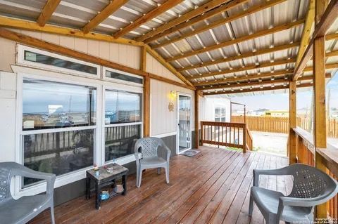 Building Photo - 70 Gallinas Crk Rd