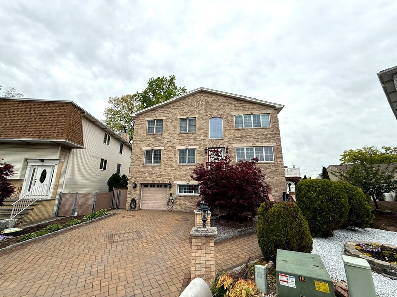 Building Photo - 44 Willow Wood Ct