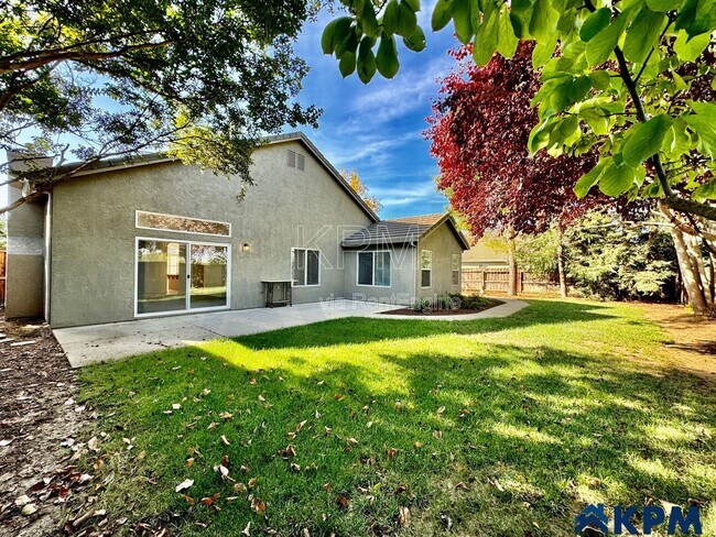 Building Photo - 18515 Monte Vista Dr