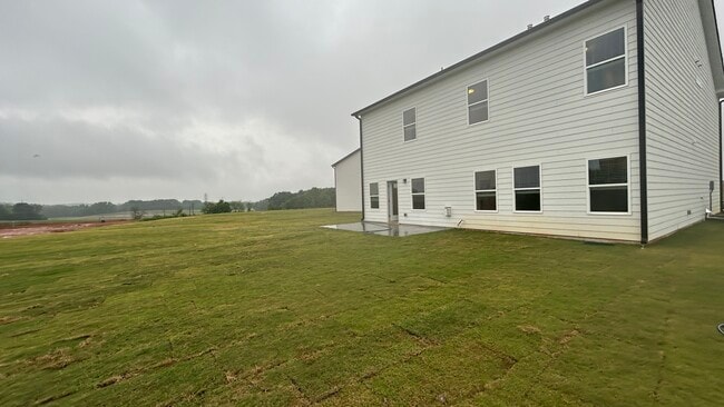 Building Photo - 415 Pointe N Dr