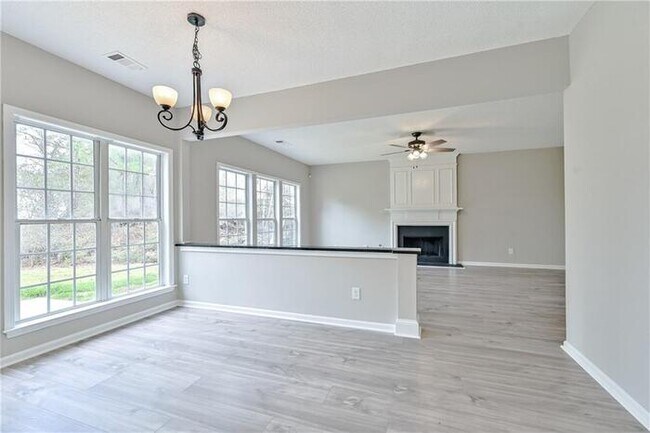 Building Photo - 145 Sessingham Ln