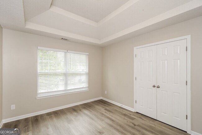 Building Photo - 1037 Summer Cypress Dr