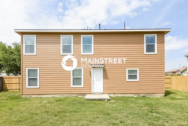 Building Photo - 4 Bedroom Pet-Friendly Home in Schertz, TX with Main Street Renewal