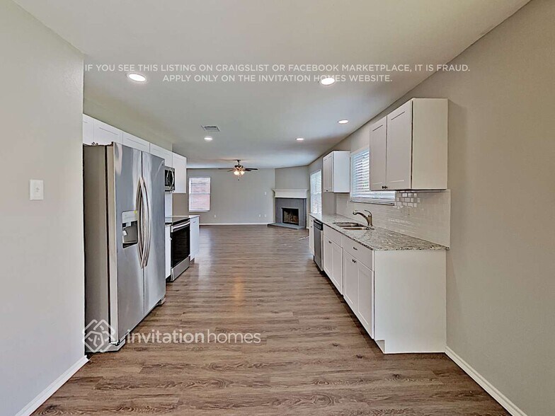 Building Photo - 7221 Little Mohican Dr