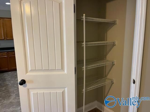 Building Photo - 21938 Williamsburg Dr