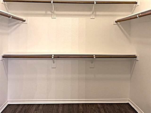 Building Photo - 5008 Odeum Ct