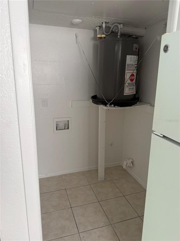 Building Photo - 1948 Lake Atriums Cir