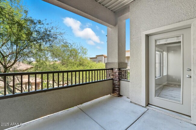 Building Photo - 5450 E Deer Valley Dr