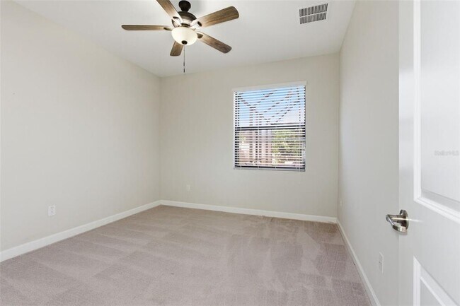 Building Photo - 11014 Little Blue Heron Dr