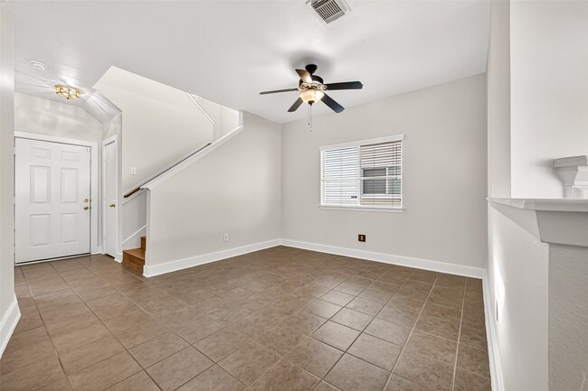 Building Photo - 6247 Settlers Lake Cir E
