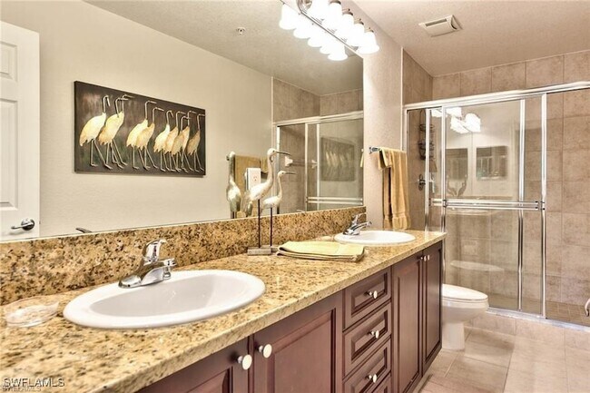 Building Photo - 8560 Violeta St