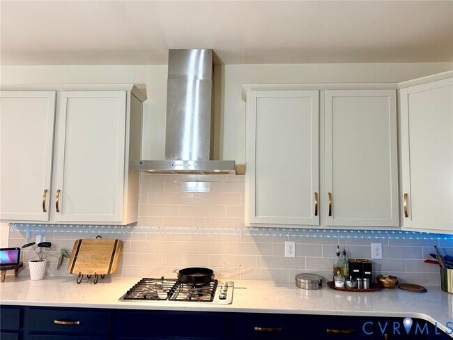 Building Photo - 10861 Farmstead Ml Ln