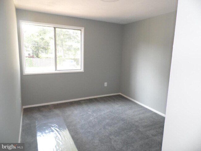 Building Photo - 7306 Donnell Pl
