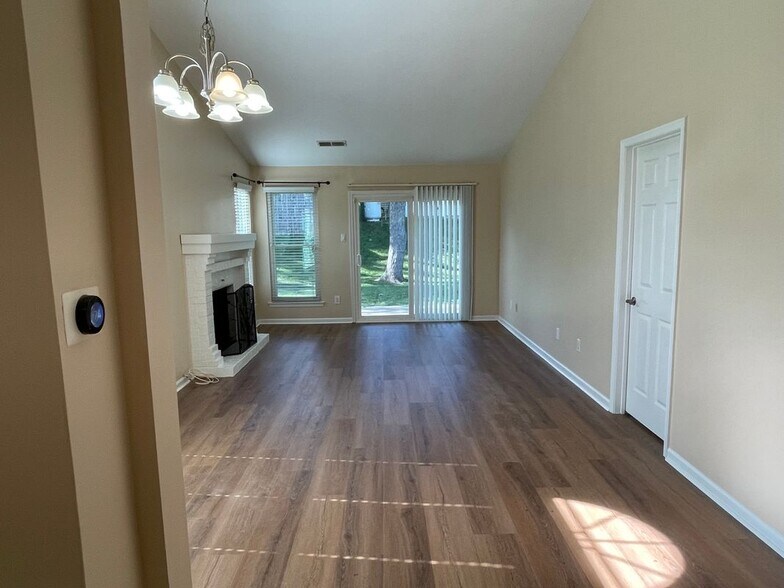 Building Photo - 269 Wood Stream Ct