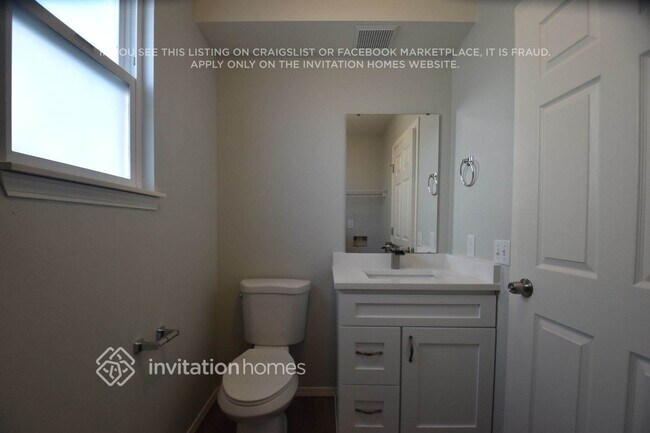 Building Photo - 17617 Stanton St SE