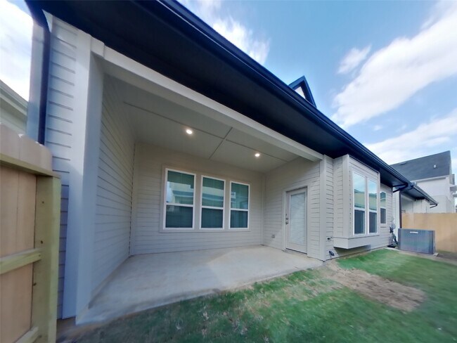 Building Photo - 22704 Terrazzo Dr