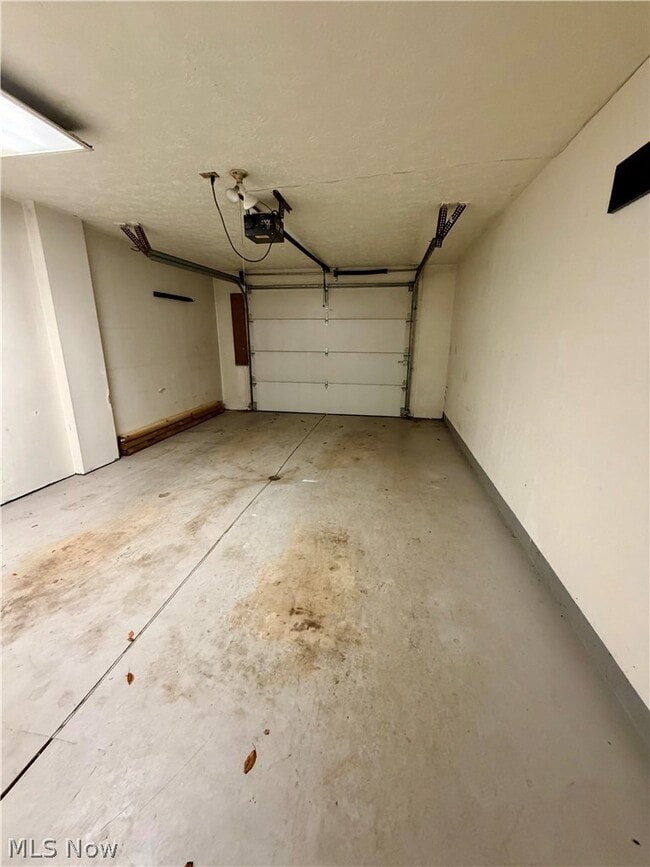 Building Photo - 6218 Island Dr NW
