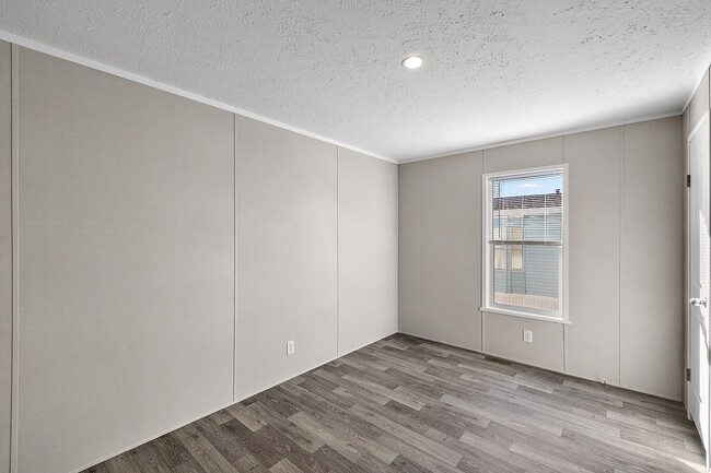 Building Photo - 410 Dorset Ln