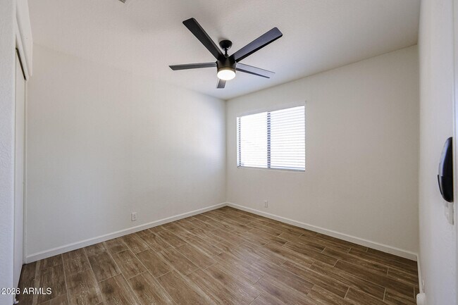 Building Photo - 4047 E Jojoba Rd