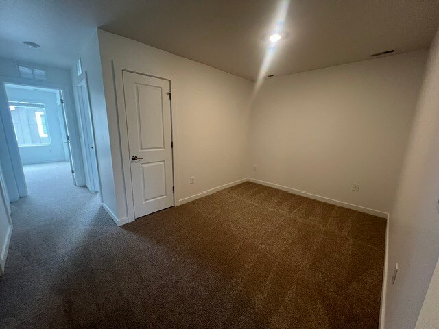 Building Photo - Brand New 3 BR / 2.5 BA Luxury Townhome in Eagle – Skyview Community