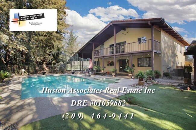 Building Photo - 5830 E Ashley Ln