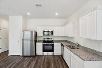 Building Photo - Fantastic 3bd/2.5ba home! Let yourself in!