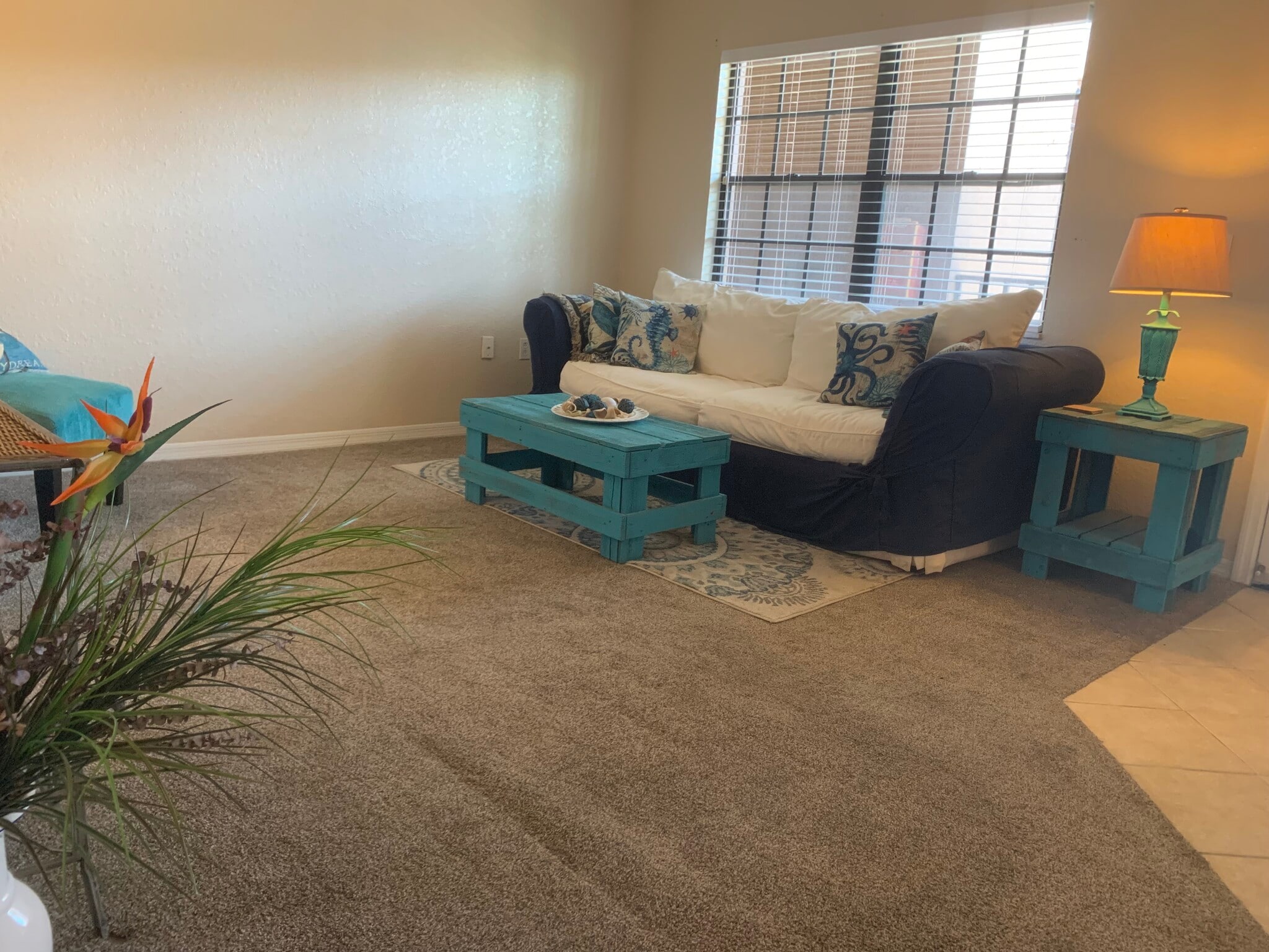 Living Room - 6100 Gulfport Blvd S
