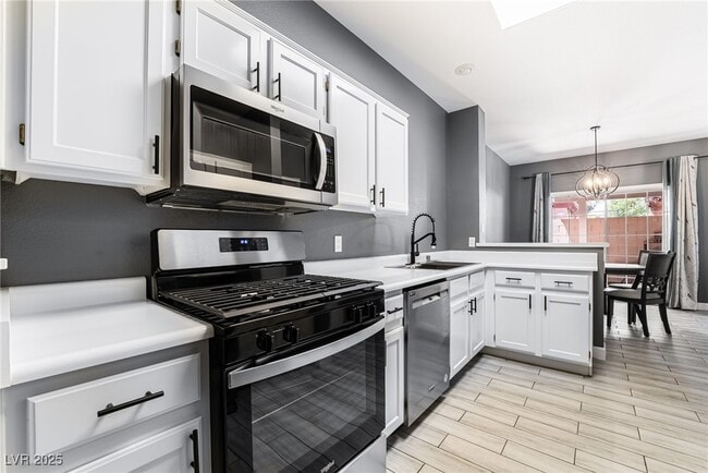 Building Photo - 683 Ambling Gait Ave