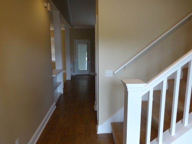 Building Photo - 45 Wintergreen Dr