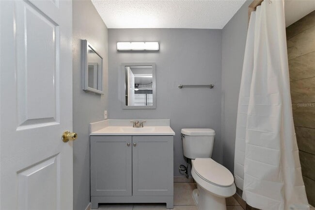 Building Photo - 5026 Water Oak Dr