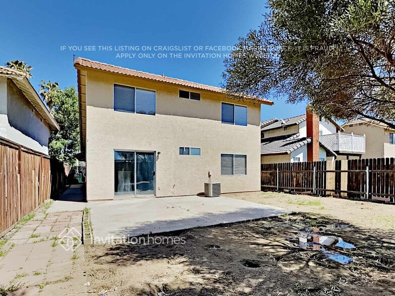 Building Photo - 25079 Dana Ln