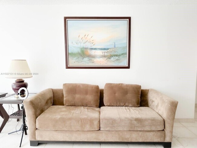 Building Photo - 601 Three Islands Boulevard