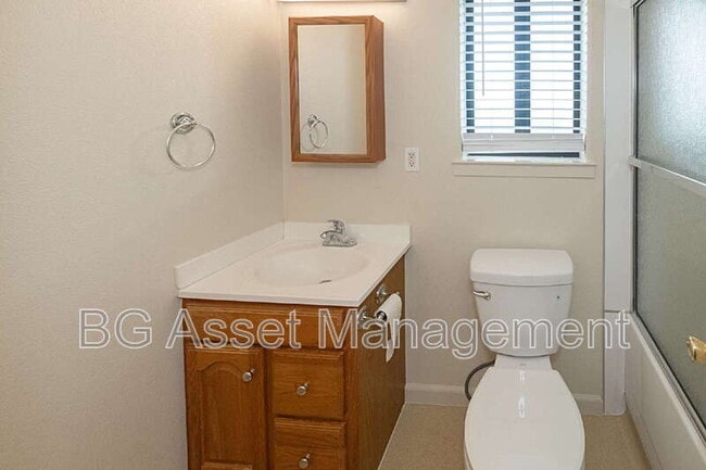 Building Photo - 14349 San Pablo Ave