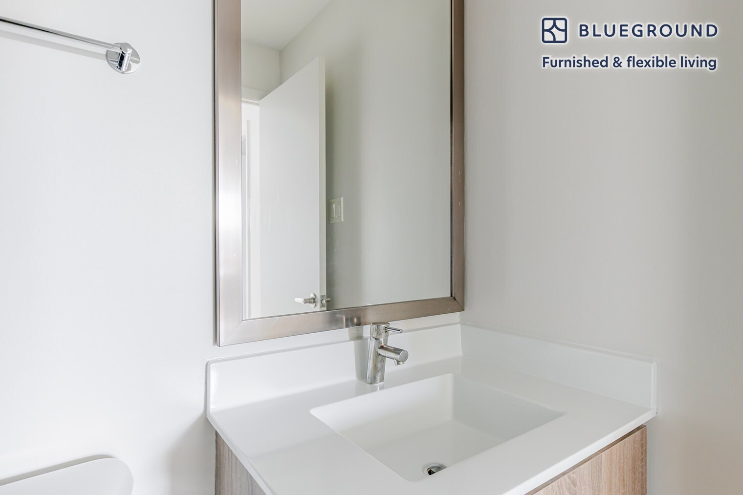 Building Photo - 901 S Ashland Ave