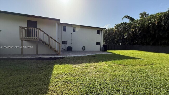 Building Photo - 10751 SW 48th St