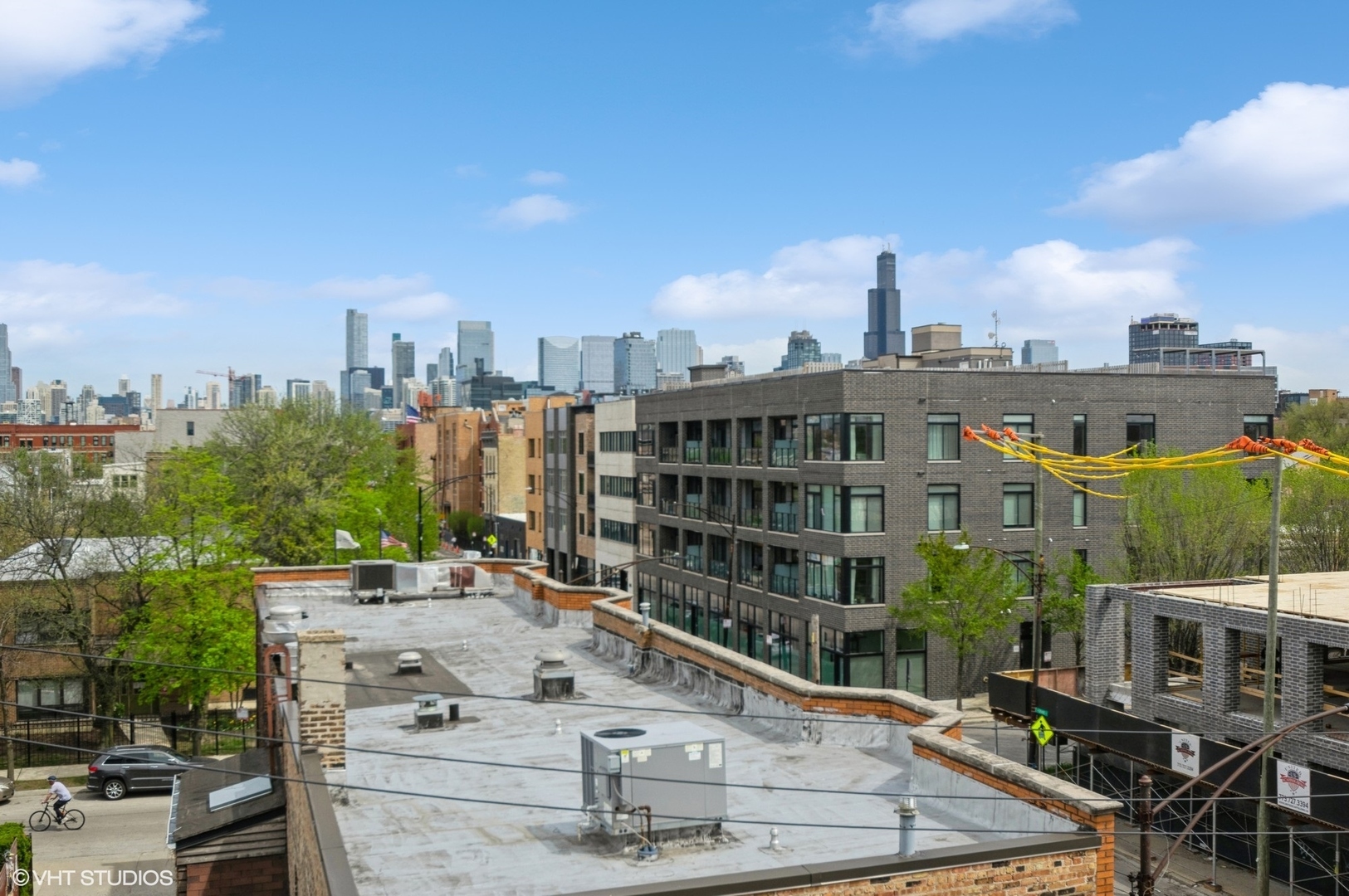 Building Photo - 505 N Hermitage Ave