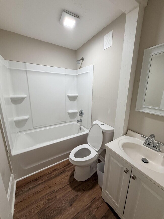 Building Photo - 10 Rockmart Dr NW
