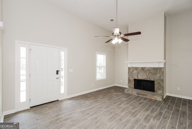 Building Photo - 66 Olde Town Way