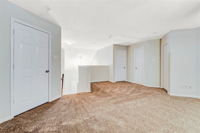 Building Photo - 3710 Banyan Wood Way