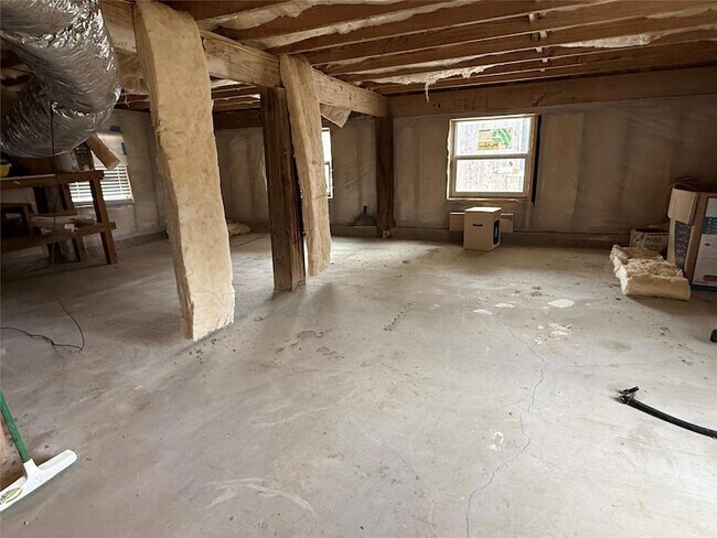 Building Photo - 15504 Enid Dr