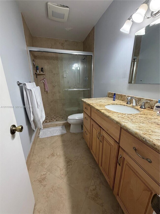 Building Photo - 7847 Miller Dr