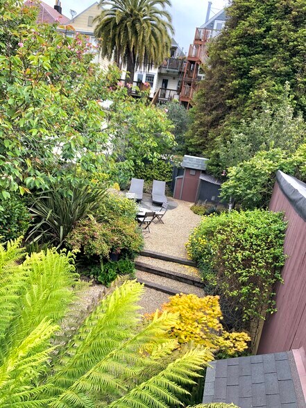 Garden - 1528 Fulton Street